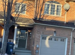 107 Rockgarden Trl, Brampton, ON L6R 3N2