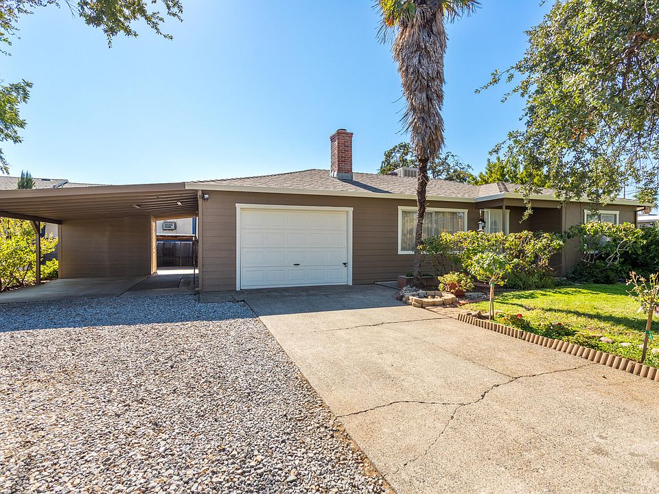 1st image of 555 Markwood Dr