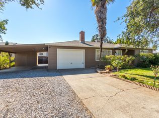 555 Markwood Dr, Redding, CA 96002
