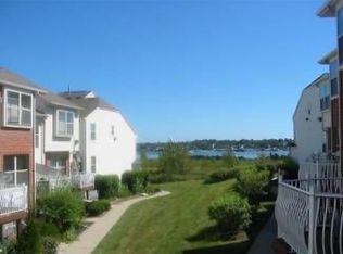 808 Harbortown Blvd, Perth Amboy, NJ 08861