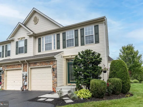 2541 Peachtree Dr, Perkasie, PA 18944