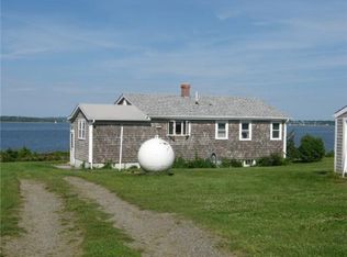 87 Warner Ave, Prudence Island, RI 02872