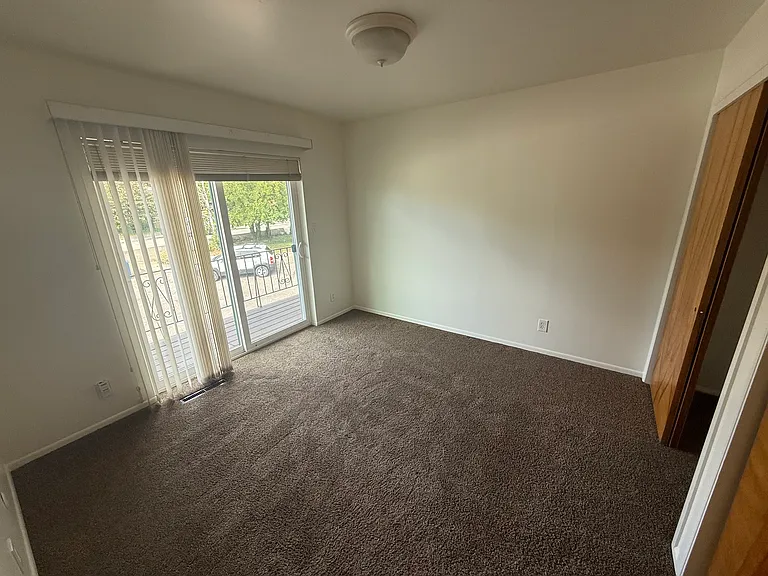 35 E Hillside Ave N #3 — Photo 5