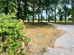 1 Ladelle Rd, Lowell, AR 72745