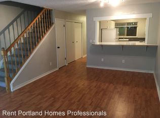 2326 NE Lombard St APT 3, Portland, OR 97211