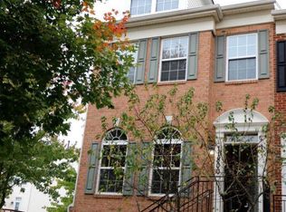 11800 Regents Park Dr, Germantown, MD 20876