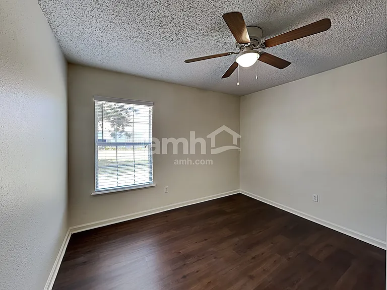766 E Martin Lakes Dr — Photo 15