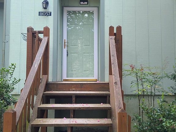 2nd image of 11057 Vernon Woods Dr