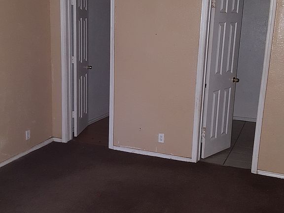 4th image of 505 Flowers St