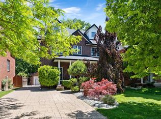 1288 Lakeview Ave, Windsor, ON N8P 1K9