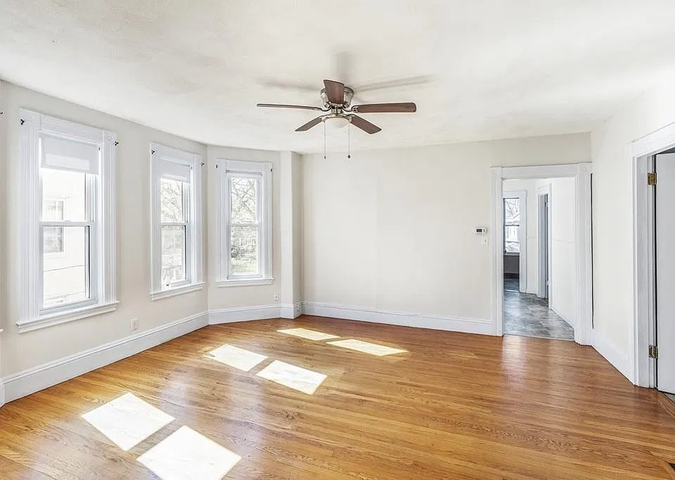 24 Archer St #2