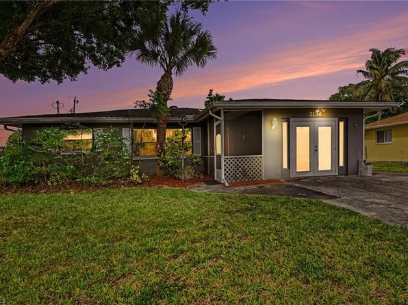 2136 Flora AVE, FORT MYERS, FL 33907