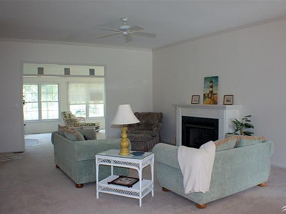 4th image of 415 Genoes Point Road SW