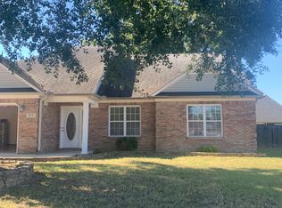 217 Deer Tracks Cir, Owens Cross Roads, AL 35763