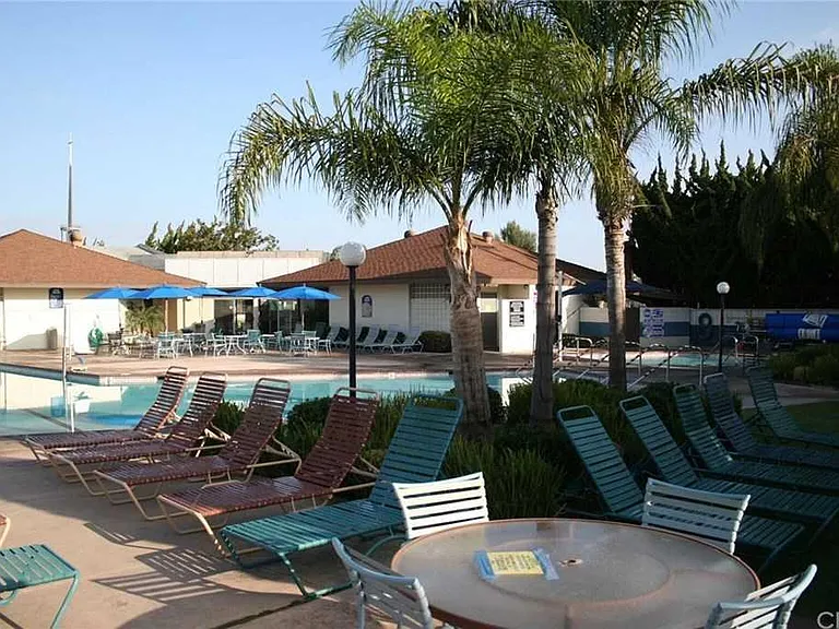 Pool Clubhouse