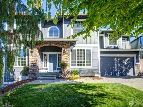 17012 W Hill Drive E, Bonney Lake, WA 98391