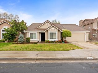860 N Bush Ave, Clovis, CA 93611
