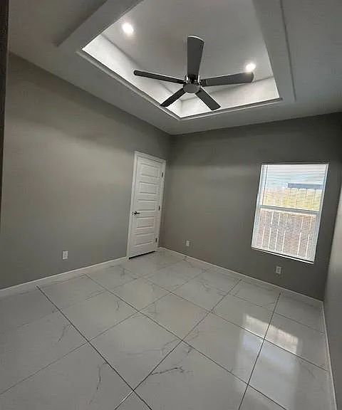 1122 Country Club Dr #4 — Photo 15