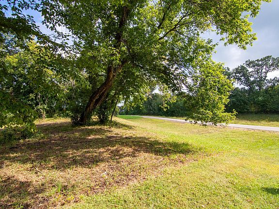 3rd image of LOT 3 Four Winds Dr
