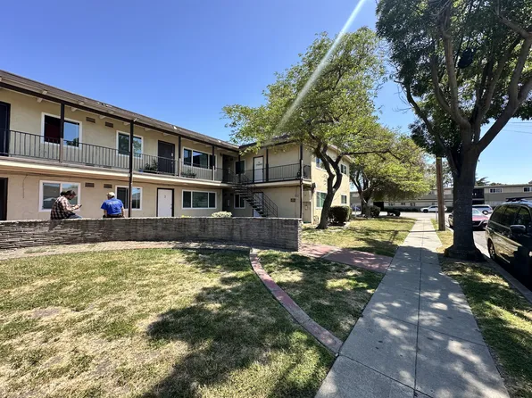 5464 Saint Mark Ave, 5464 Saint Mark Ave APT 13, Newark, CA 94560