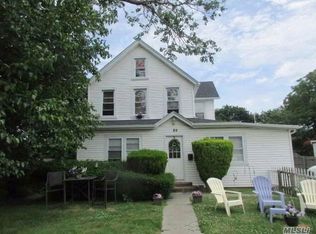 89 Maple Ave, Patchogue, NY 11772