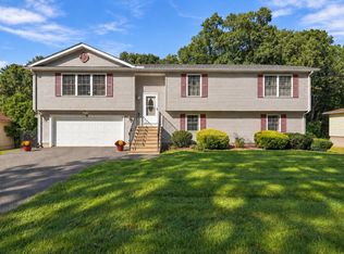 36 Ludlow Rd, Chicopee, MA 01020