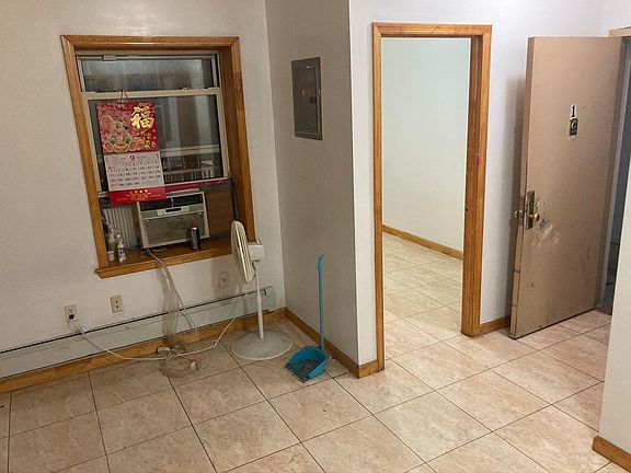 2nd image of 829 52nd St