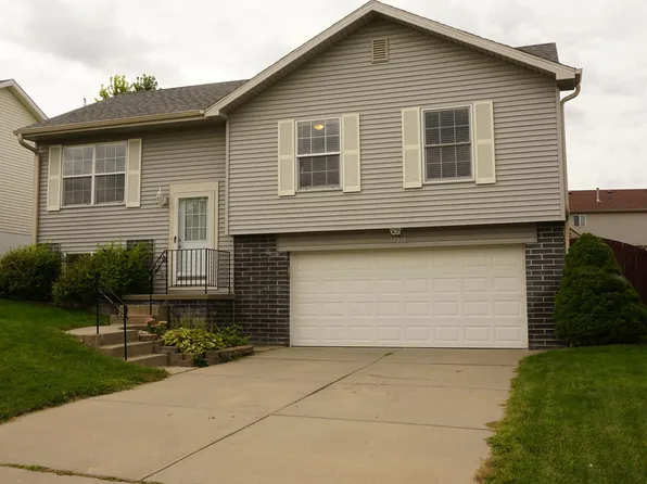 17515 Emiline St, Omaha, NE 68136