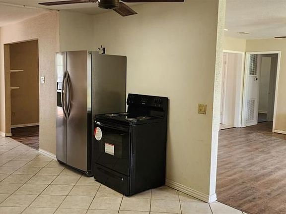 5th image of 13907 Nightingale Dr