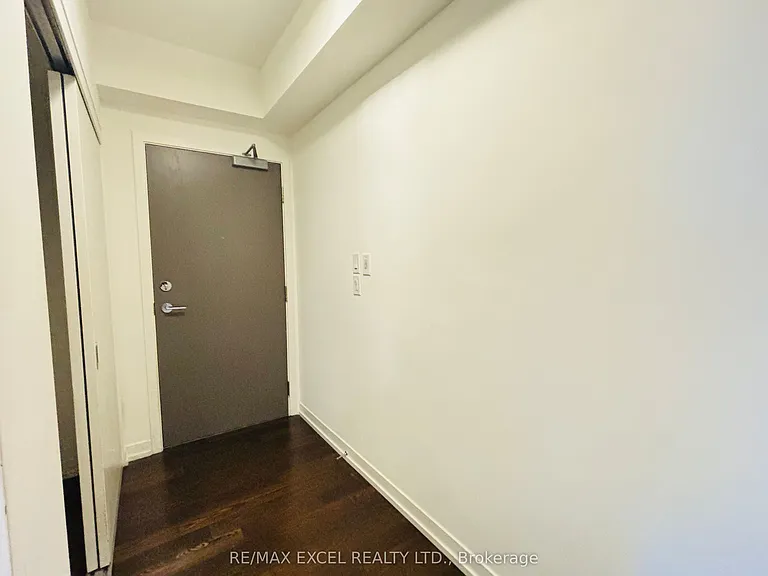 21 Widmer St #901 — Photo 7
