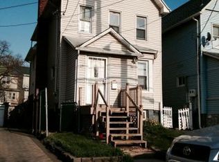 29 Nicholas Ave, Staten Island, NY 10302