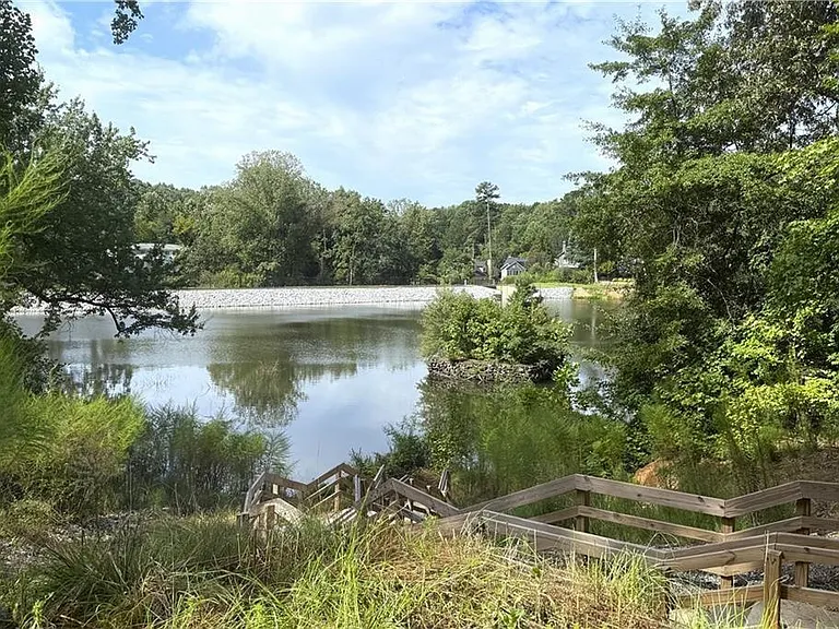 1363 Pavilion Ct SE — Photo 22