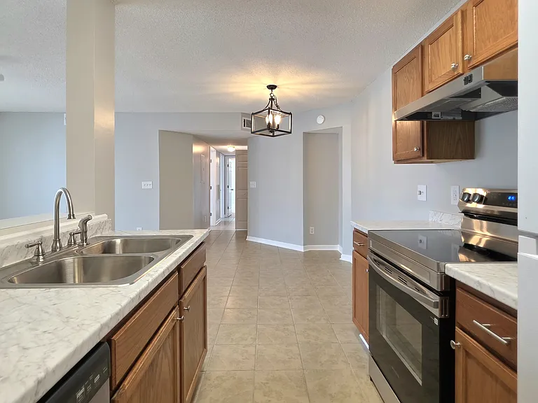 8642 S Bridge Dr #1 — Photo 6