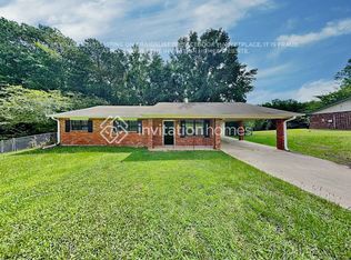 1806 Oriole Trl, Lithia Springs, GA 30122