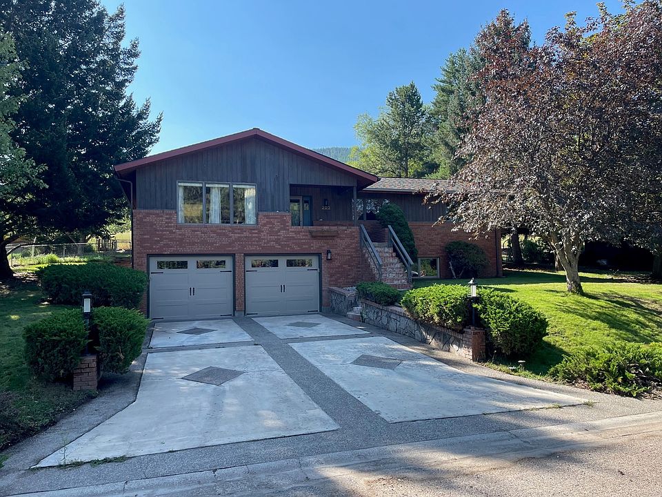 2nd image of 203 Ben Hogan Dr