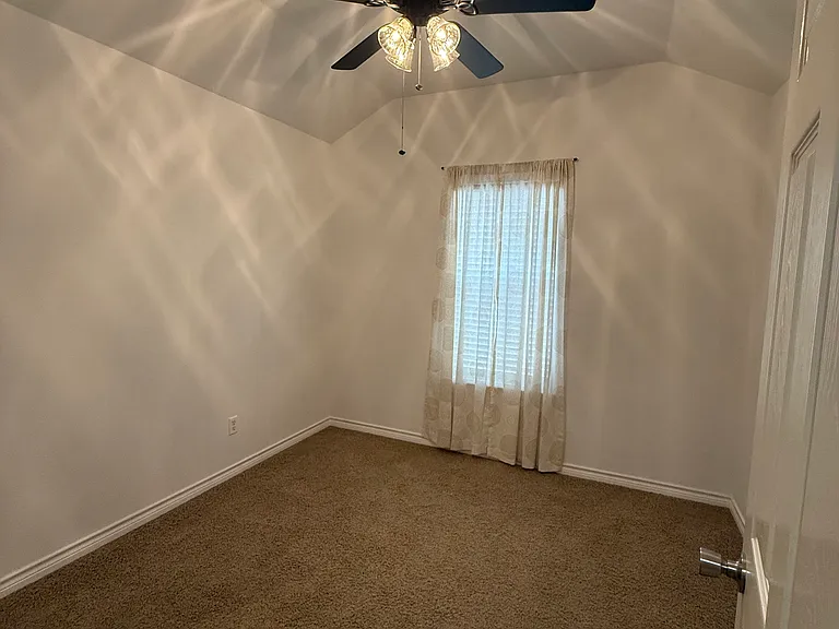 334 Sugarloaf Ave — Photo 8