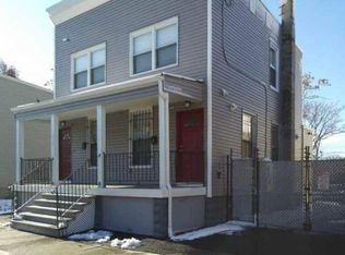 471 S 17th St #2, Newark, NJ 07103