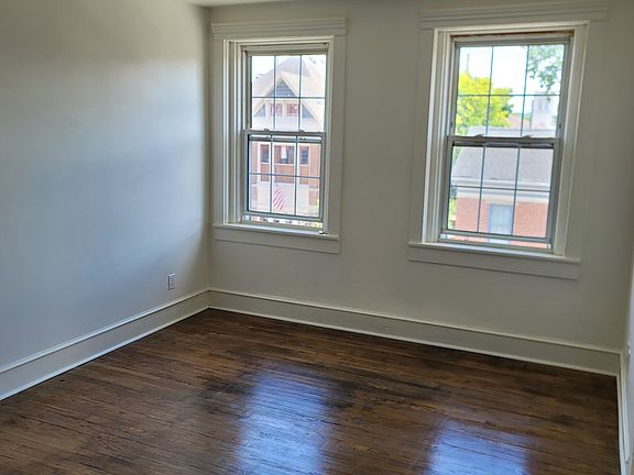 2nd image of 77 1/2 E 2nd St #3E