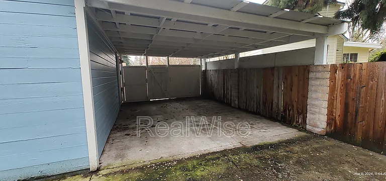 355 W Selmar Ct — Photo 25