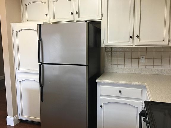 5th image of 8147 N Cedar Ave APT 111