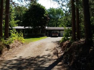 8861 Lake Ann Rd, Lake Ann, MI 49650