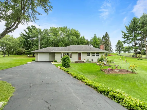 2211 Sheridan Springs ROAD, Burlington, WI 53105