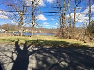 9480 Horseshoe Island Rd, Clay, NY 13041