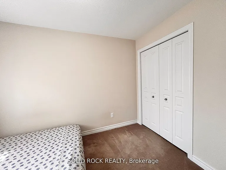 66 Madelon Dr — Photo 29