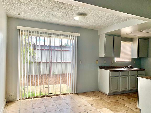 4th image of 16118 S Ainsworth St #0