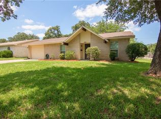 1101 Hillwood Dr, Lewisville, TX 75067