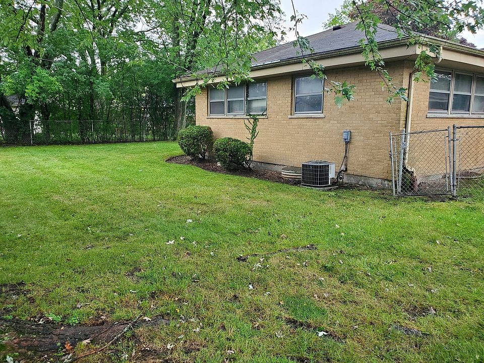 2nd image of 535 Short Ln