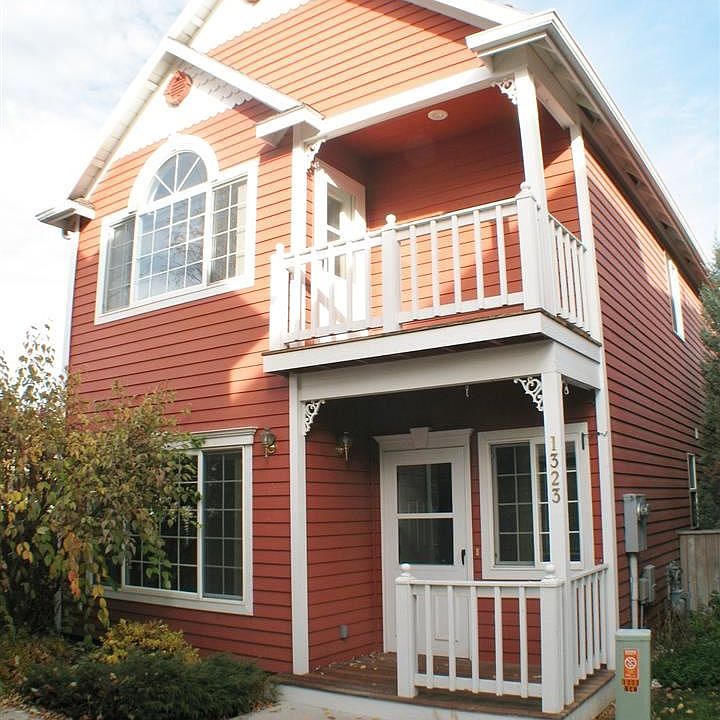 1st image of 1323 Bridgecourt Way