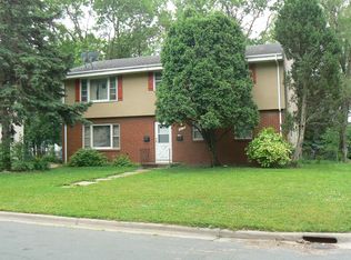 421 74th St W, Richfield, MN 55423