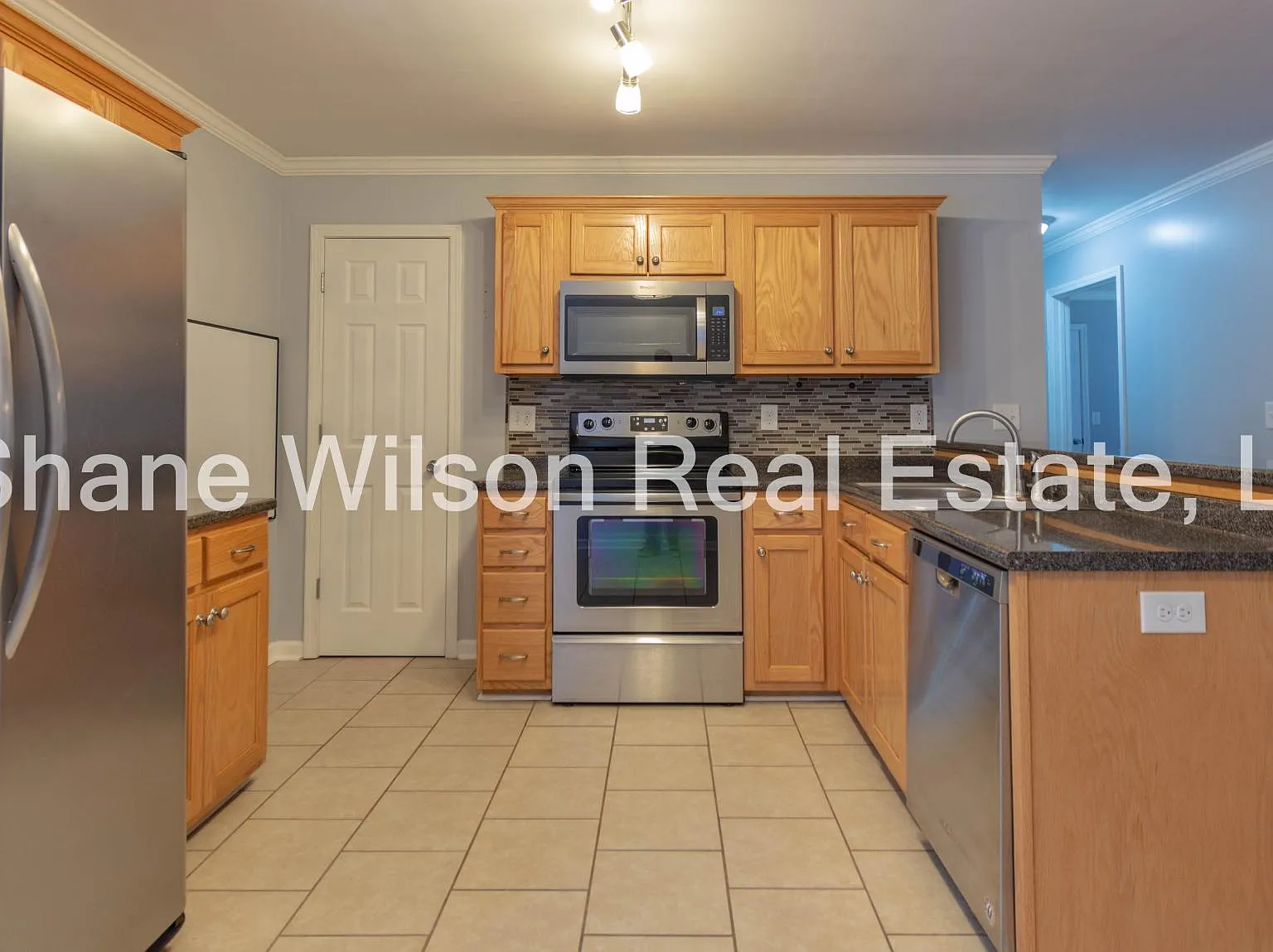 4 bed, 1500 sqft, $1,799 — Photo 4